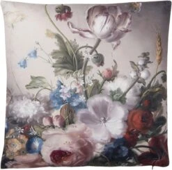 Clayre & Eef Sierkussen 45x45 Cm Beige Roze Synthetisch Vierkant Bloemen Kussenhoes Met Kussenvulling -Clayre & Eef 1200x1188 3