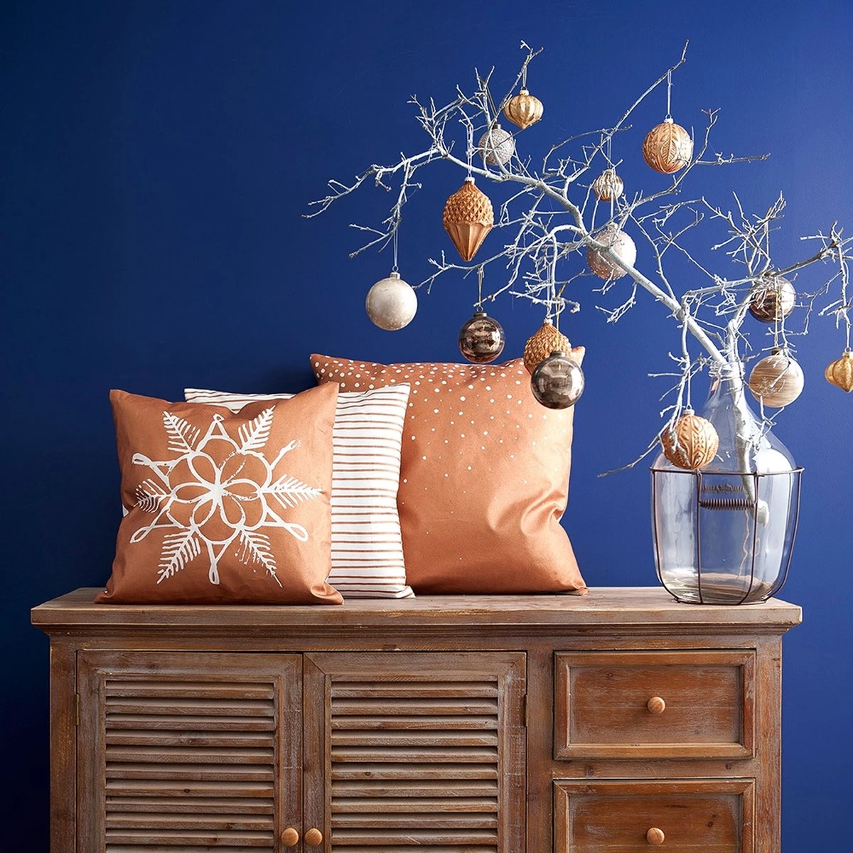 Clayre & Eef Kussenhoes CUW20 40*40 Cm Koperkleurig Katoen Vierkant Bloem Sierkussenhoes Kussen Hoes 4 Clayre & Eef Kussenhoes CUW20 40*40 Cm Koperkleurig Katoen Vierkant Bloem Sierkussenhoes Kussen Hoes - Afbeelding 2