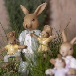 Clayre & Eef Beeld Konijn 19 Cm Groen Bruin Kunststof Woonaccessoires Pasen Paashaas -Clayre & Eef 1200x1200 20