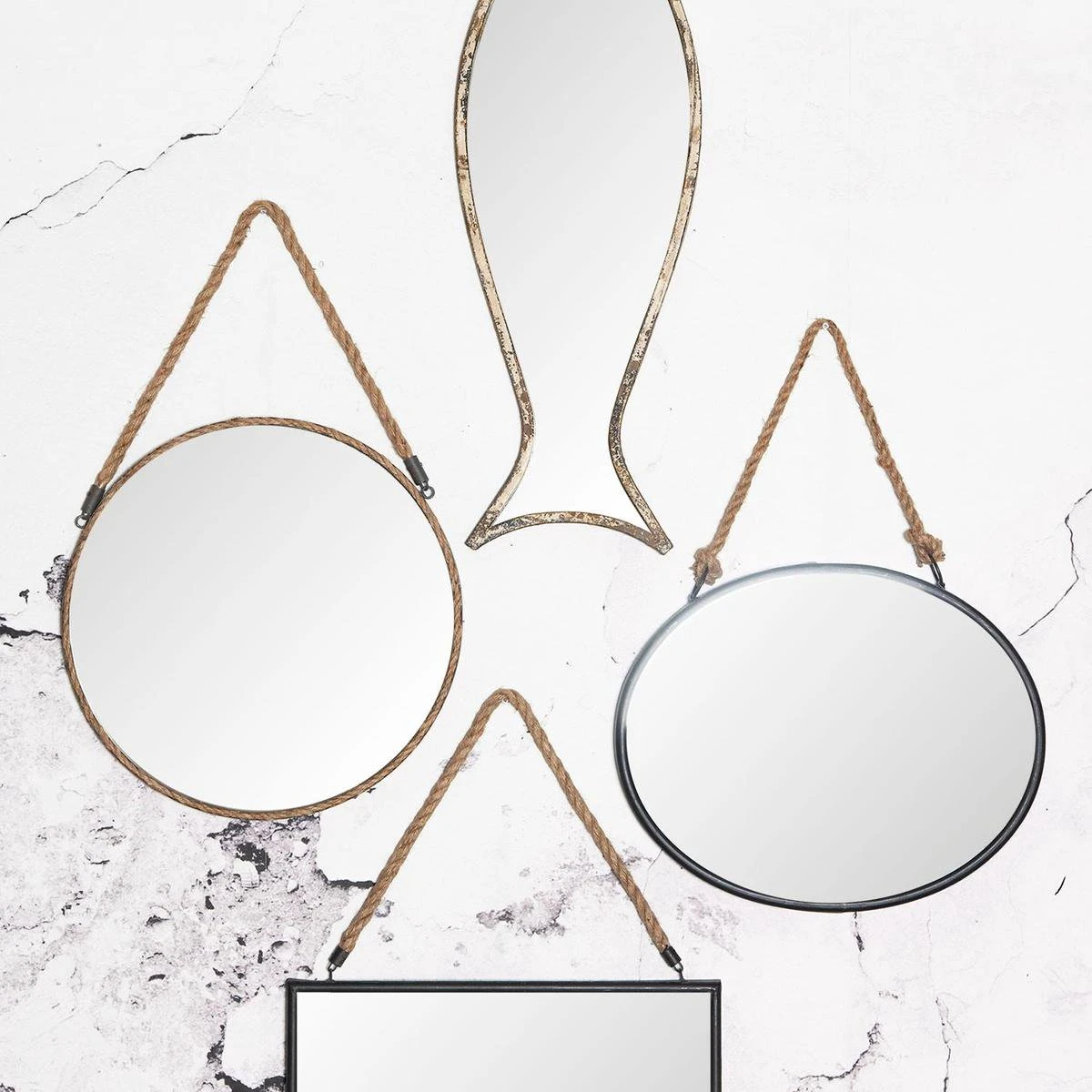 Clayre & Eef Spiegel Ø 56 Cm Grijs Ijzer Rond Grote Spiegel Wandspiegel Muur Spiegel 7 Clayre & Eef Spiegel Ø 56 Cm Grijs Ijzer Rond Grote Spiegel Wandspiegel Muur Spiegel - Afbeelding 5