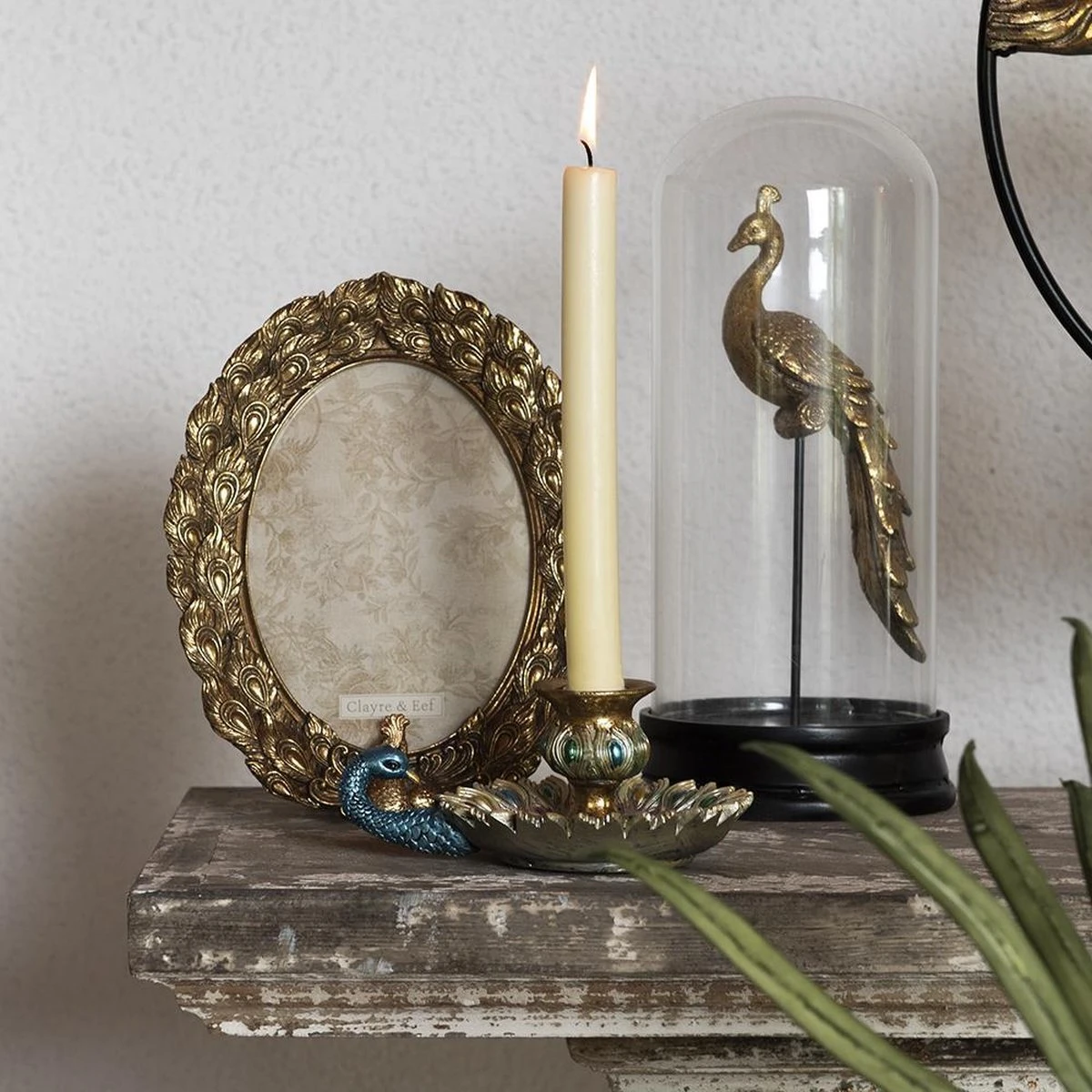 Clayre & Eef Kandelaar 15x11x7 Cm Goudkleurig Kunststof Pauw Kaarsenstandaard Kaarsenhouder 4 Clayre & Eef Kandelaar 15x11x7 Cm Goudkleurig Kunststof Pauw Kaarsenstandaard Kaarsenhouder - Afbeelding 2