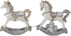 Clayre & Eef Beeld Set Van 2 Hobbelpaard 8 Cm Wit Kunststof Kerstdecoratie 18 Clayre & Eef Beeld Set Van 2 Hobbelpaard 8 Cm Wit Kunststof Kerstdecoratie -Clayre & Eef 1200x612