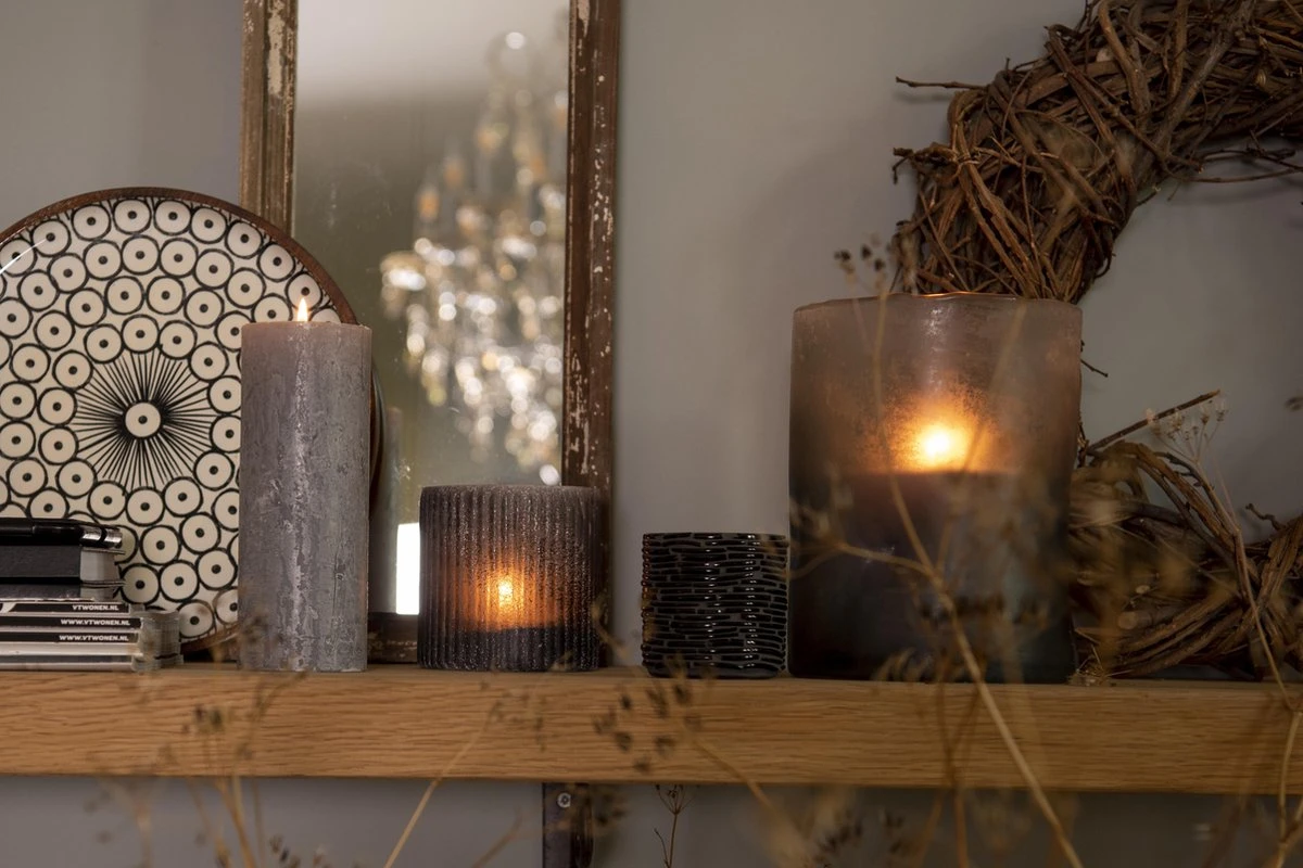 Clayre & Eef Theelichthouder Ø 8x8 Cm Zwart Glas Rond Waxinelichthouder Windlichthouder 7 Clayre & Eef Theelichthouder Ø 8x8 Cm Zwart Glas Rond Waxinelichthouder Windlichthouder - Afbeelding 5