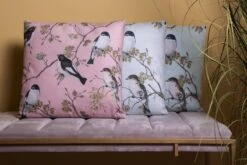 Clayre & Eef Sierkussen 45x45 Cm Roze Wit Synthetisch Vierkant Vogels Op Takken Kussenhoes Met Kussenvulling -Clayre & Eef 1200x800 63