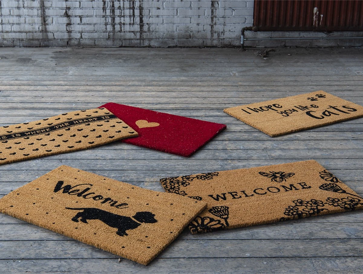 Clayre & Eef Deurmat 75x45 Cm Bruin Kokosvezel Rubber Rechthoek Hond Welcome Kokosmat Mat Schoonloopmat 4 Clayre & Eef Deurmat 75x45 Cm Bruin Kokosvezel Rubber Rechthoek Hond Welcome Kokosmat Mat Schoonloopmat - Afbeelding 2