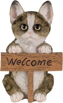 Clayre & Eef Beeld Kat 12x9x19 Cm Bruin Kunststof Welcome Woonaccessoires Beeld Decoratie Decoratieve Accessoires -Clayre & Eef 733x1200 3