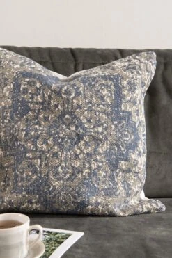 Clayre & Eef Kussenhoes 50x50 Cm Blauw Beige Katoen Vierkant Sierkussenhoes Kussen Hoes -Clayre & Eef 800x1200 47