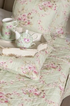 Clayre & Eef Kussenhoes 50x50 Cm Groen Roze Polyester Katoen Vierkant Bloemen Sierkussenhoes Kussen Hoes 15 Clayre & Eef Kussenhoes 50x50 Cm Groen Roze Polyester Katoen Vierkant Bloemen Sierkussenhoes Kussen Hoes -Clayre & Eef 800x1200 48