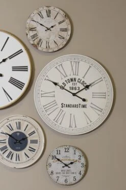 Clayre & Eef Wandklok Ø 30 Cm Beige Geel MDF Rond Chocolate Muurklok Hangklok Keukenklok -Clayre & Eef 800x1200 85