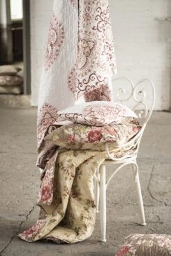 Clayre & Eef Kussenhoes 50x50 Cm Bruin Polyester Vierkant Bloemen Sierkussenhoes Kussen Hoes 26 Clayre & Eef Kussenhoes 50x50 Cm Bruin Polyester Vierkant Bloemen Sierkussenhoes Kussen Hoes -Clayre & Eef 801x1200 118