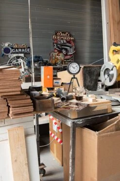 Clayre & Eef Tafelklok 15x5x32 Cm Bruin Ijzer Glas Rond Tafelklokken Binnen Staand Klokje Tafelklokje -Clayre & Eef 801x1200 134