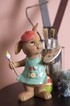 Clayre & Eef Beeld Konijn 16x10x21 Cm Bruin Blauw Kunststof Woonaccessoires Pasen Paashaas -Clayre & Eef 801x1200 170