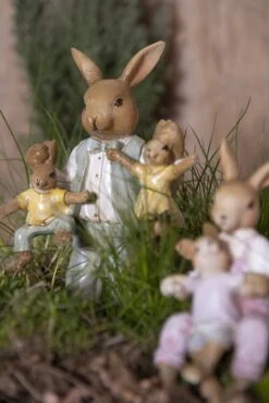 Clayre & Eef Beeld Konijn 19 Cm Groen Bruin Kunststof Woonaccessoires Pasen Paashaas -Clayre & Eef 801x1200 19