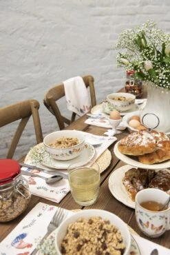 Clayre & Eef Etagère 2 Laags 23 Cm Beige Keramiek Rond Roosjes Taartplateau Serveerschaal -Clayre & Eef 801x1200 47