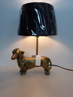 Teckel Beeld Teckel Als Tafellamp Aluminium Inclusief Kap En Led Lamp Van Clayre&Eef 35x22x20 Cm